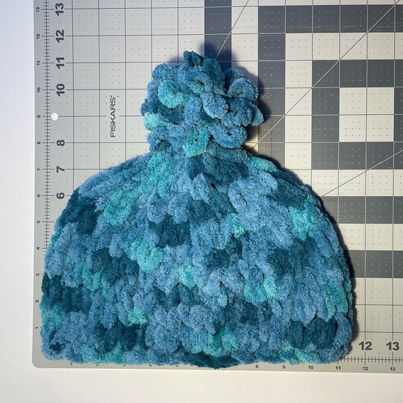 Handmade Women’s/Junior’s Winter Hat With Loopy Pom-Pom - Variegated Teal - Picture 8 of 9